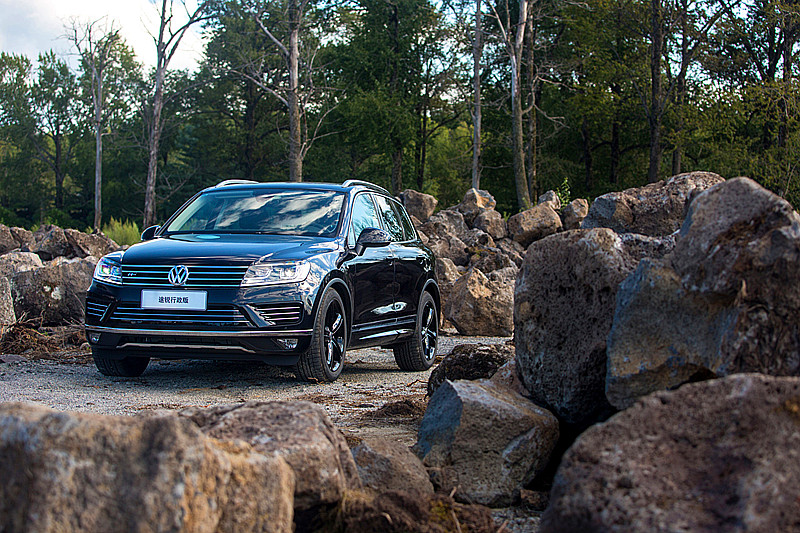 遇见&ldquo;高级黑&rdquo; 问鼎&ldquo;黑科技&rdquo; 大众进口汽车途锐行政版  引领至臻驾趣12