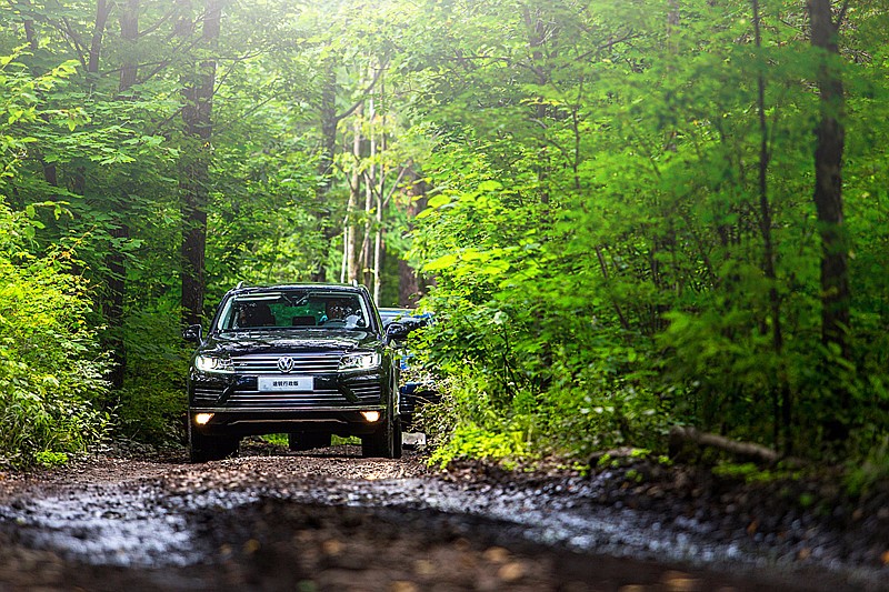 遇见&ldquo;高级黑&rdquo; 问鼎&ldquo;黑科技&rdquo; 大众进口汽车途锐行政版  引领至臻驾趣0