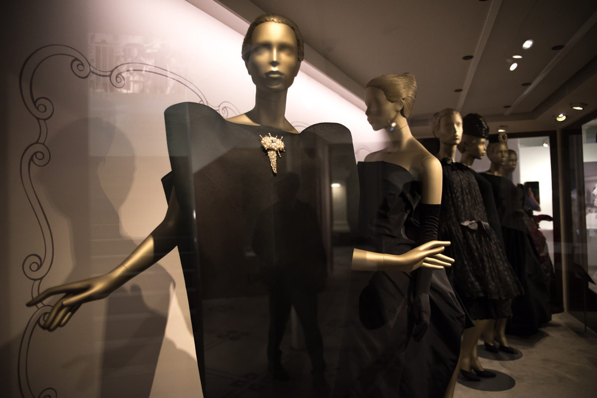 hbs-va-balenciaga-exhibition-5-1200x800.jpg