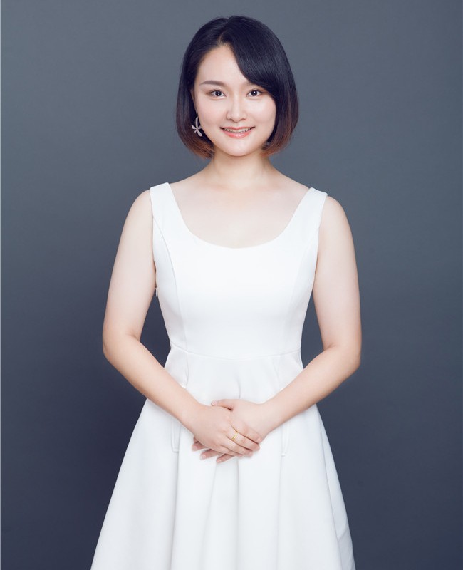 周茜.jpg