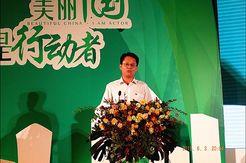 李亚楠_副本.jpg