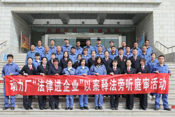 合影1.jpg