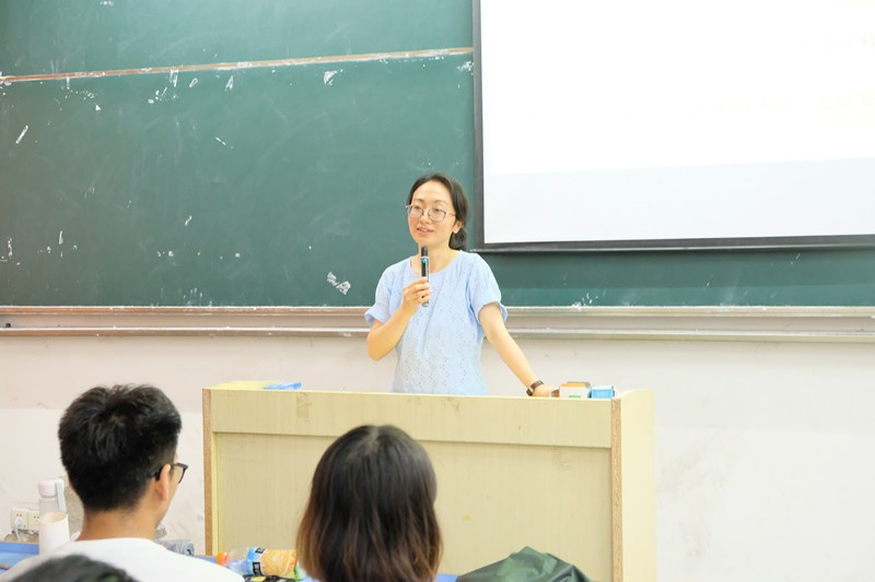 江凡书记做考研大会总结_副本.jpg
