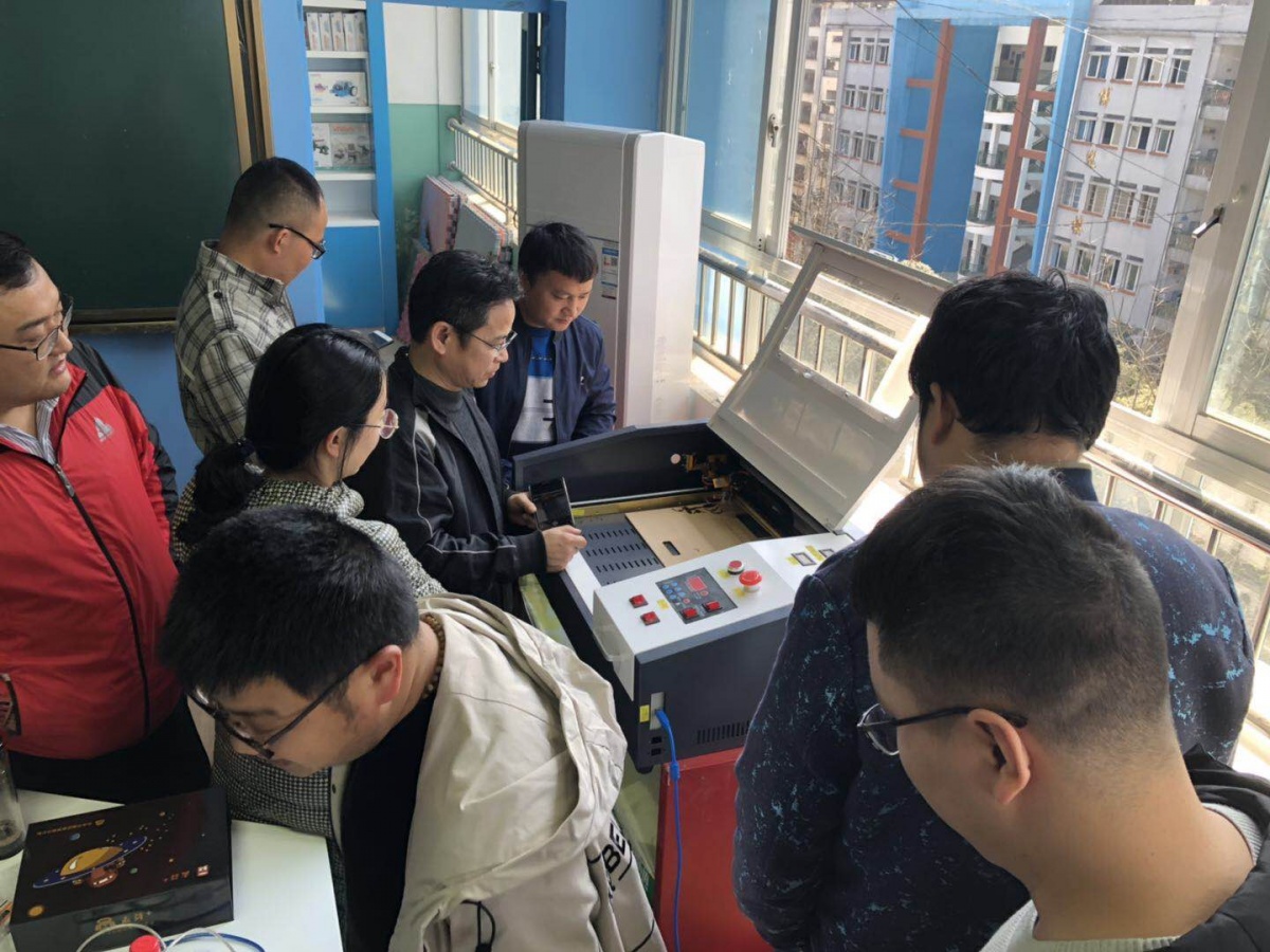 激光切割的习练.jpg 激光切割的习练.jpg