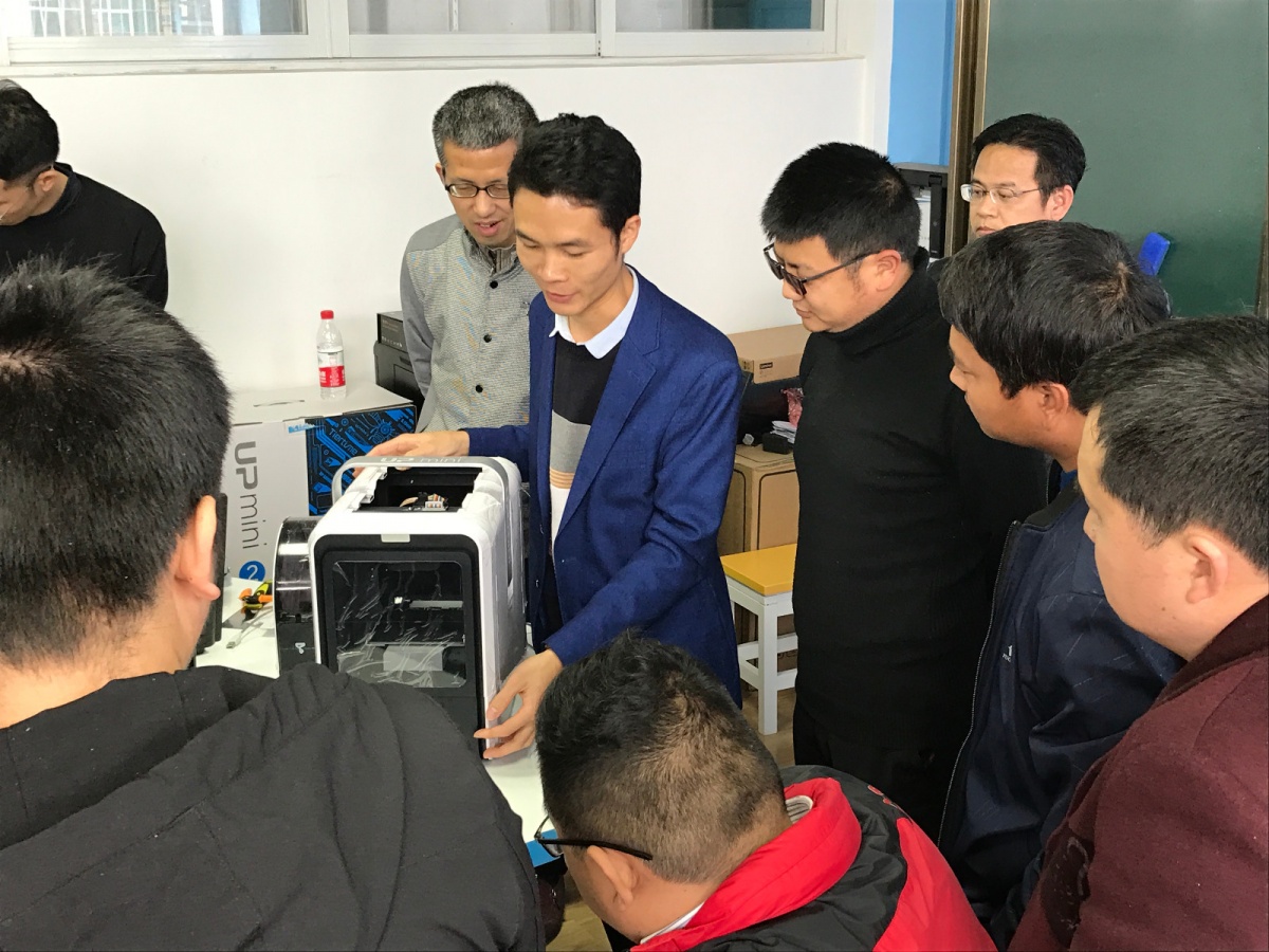 3D打印机的习练.jpg 3D打印机的习练.jpg