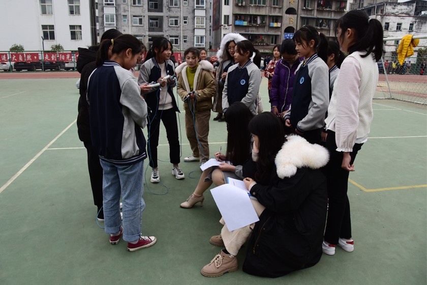 歧坪中学组织全校学生进行体育测试 - 四川省苍溪歧坪