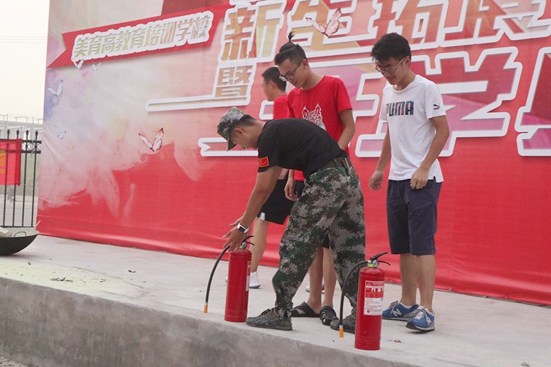 微信图片_20170804163739_副本.jpg
