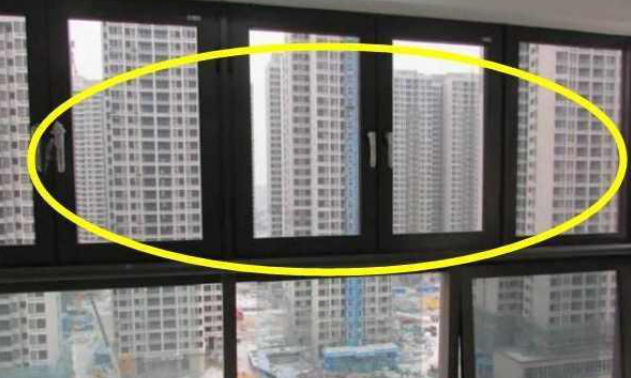 成都窗户装修万万不要装窗纱了，现在都流行这样装，一个蚊子都没有.