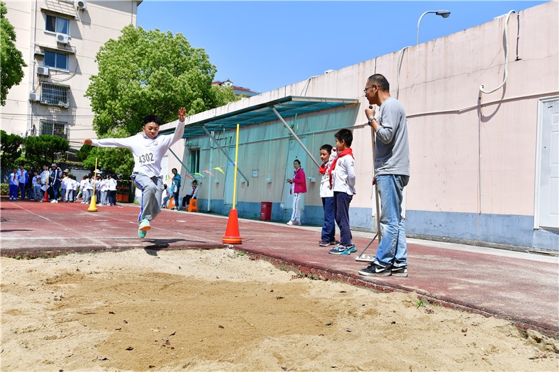 春天里追梦奔跑2018学年梅陇中心小学春季运动会报道