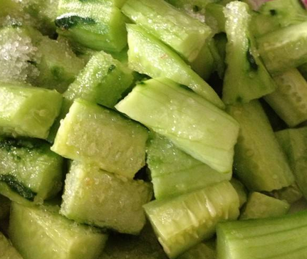 脆嫩糖漬黃瓜的加工方法-圖片版權(quán)歸惠農(nóng)網(wǎng)所有