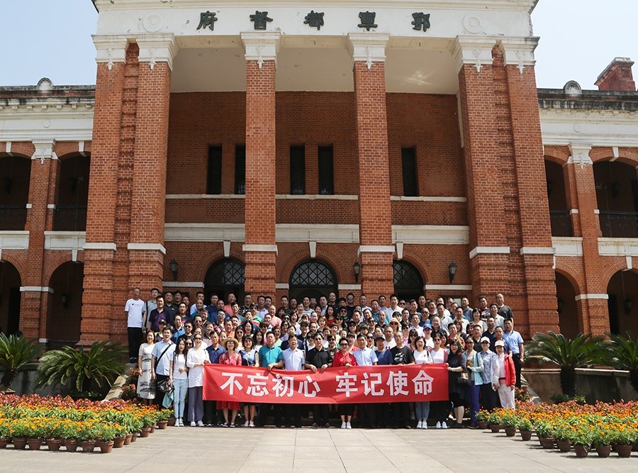 8Q4A3654.jpg