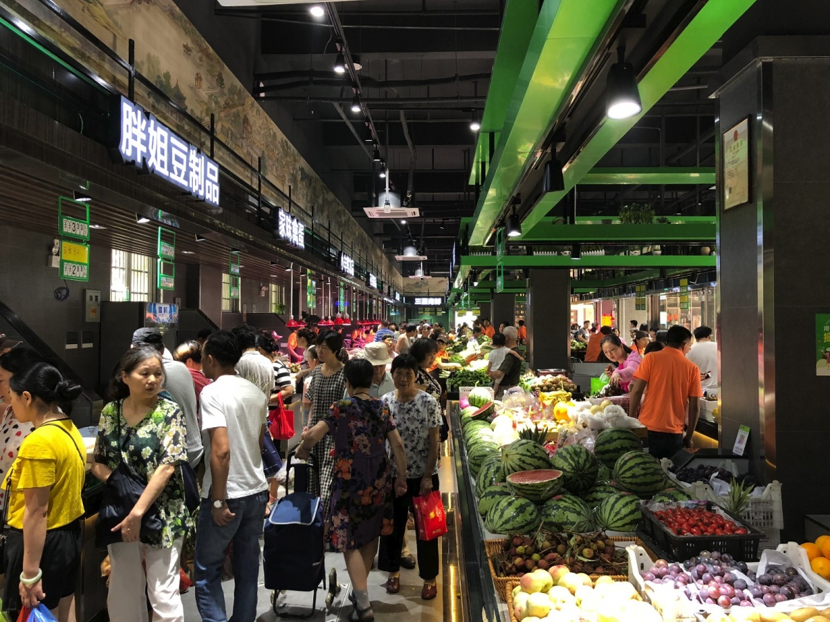 菜市场过道简易商铺,菜市场买菜,菜市场蔬菜_大山谷图库