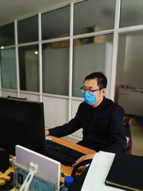 抗疫一线2020爱情最美的模样与你并肩作战