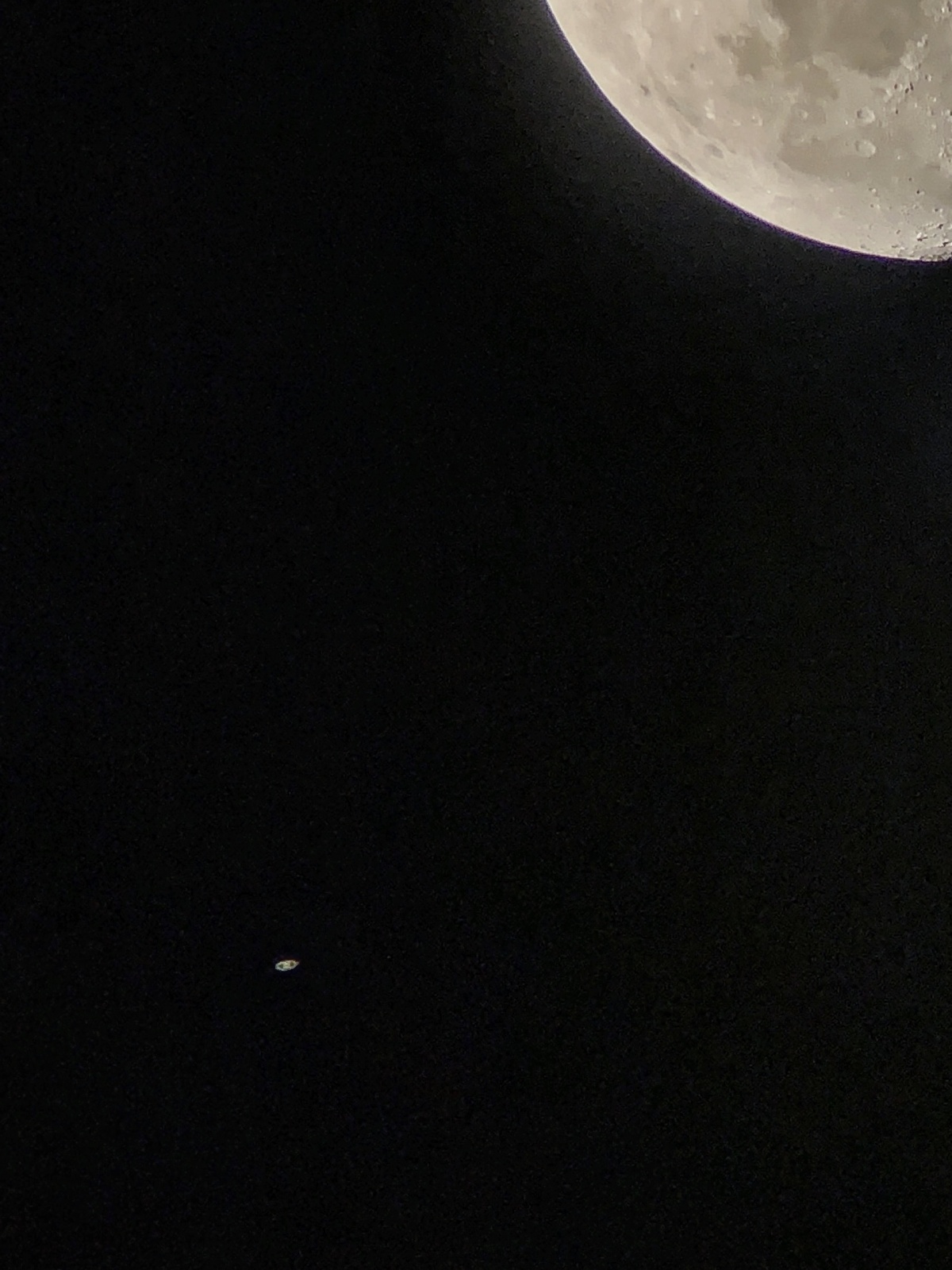 2019/9/8 土星合月 – 有趣天文奇观