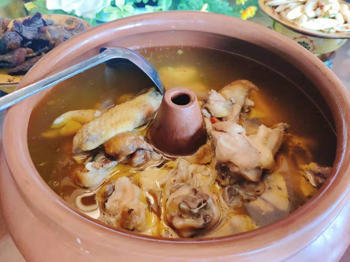 穿越慢时光，来锦里和建水相遇