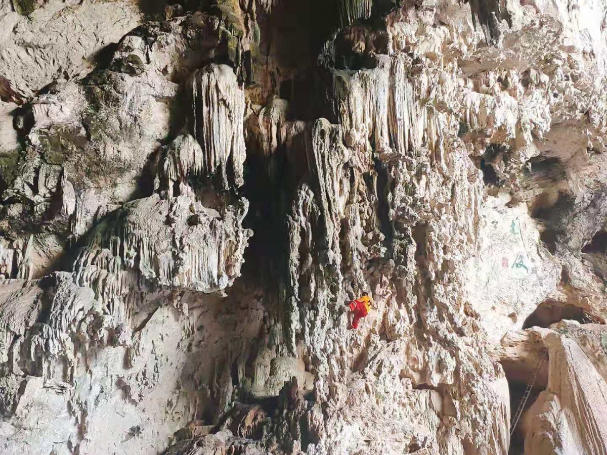 穿越慢时光，来锦里和建水相遇
