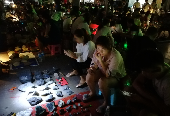 商业 | 探寻翡翠交易市场的源头