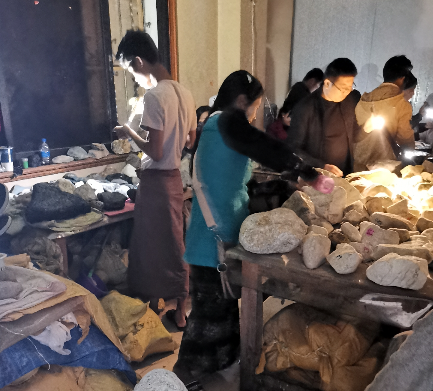 商业 | 探寻翡翠交易市场的源头