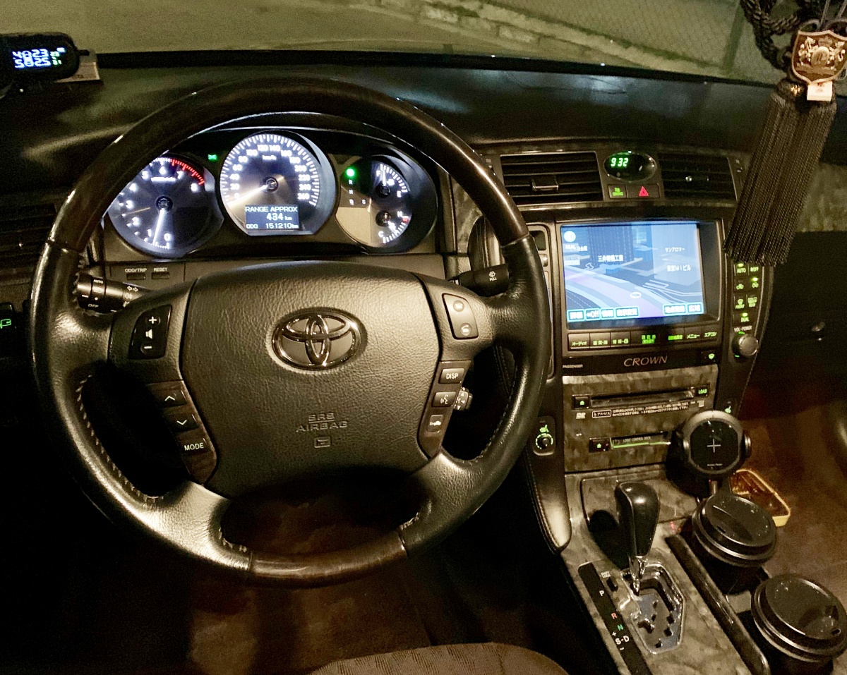 全黑内饰309匹发动机这才是12代皇冠该有的样子