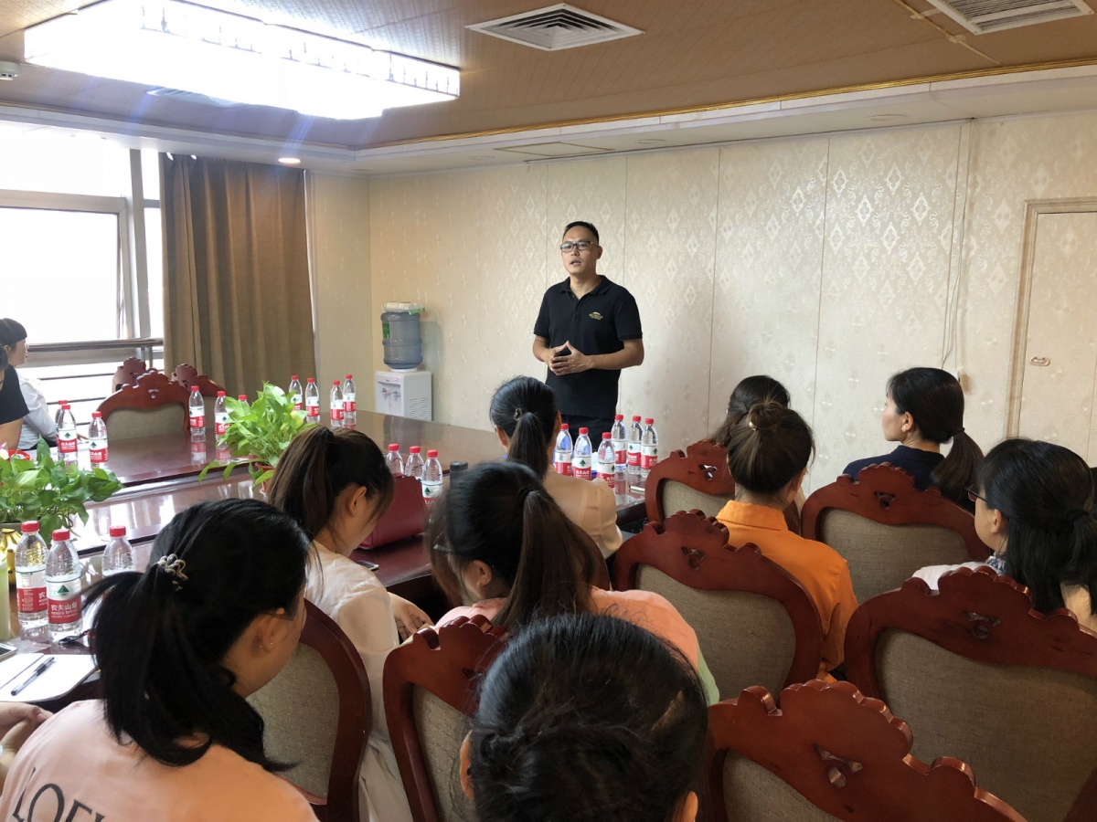微信图片_20190930152730_meitu_2.jpg