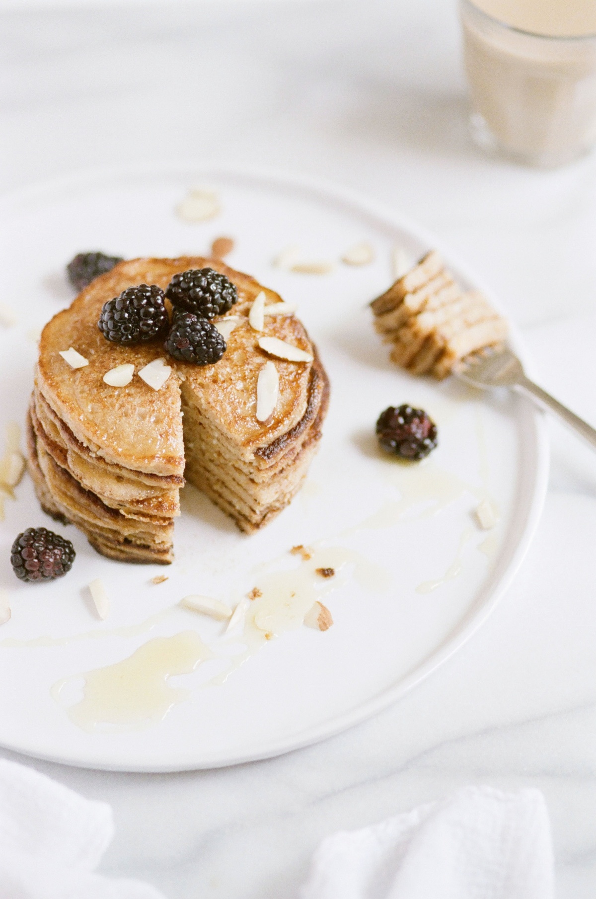 bakery-baking-berry-213780.jpg