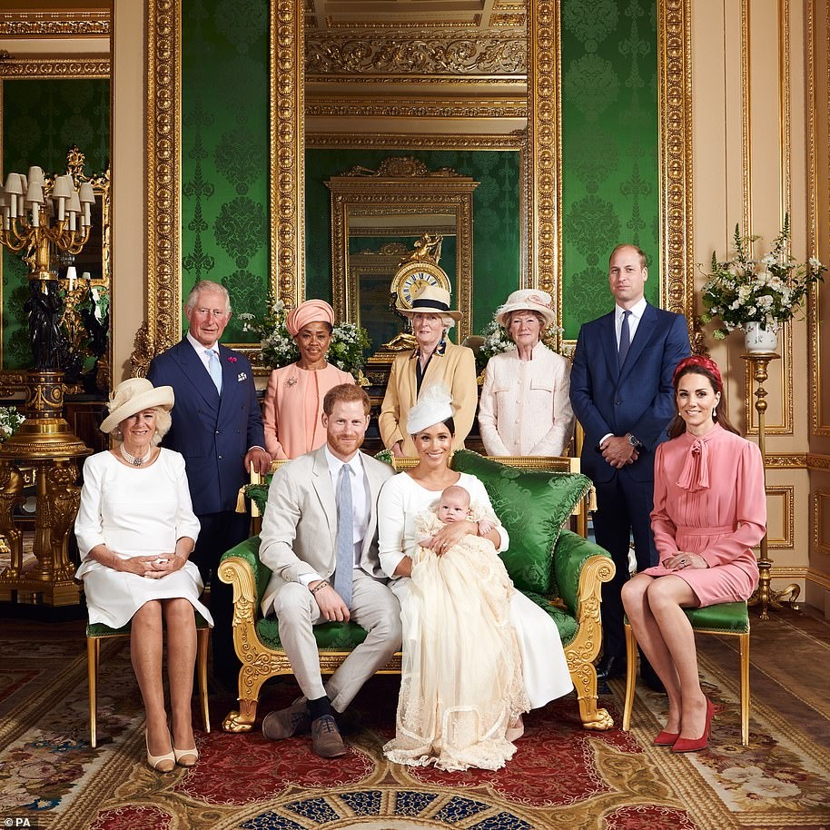 15709286-7866007-This_official_christening_photograph_released_by_the_Duke_and_Du-a-17_1578552934781.jpg