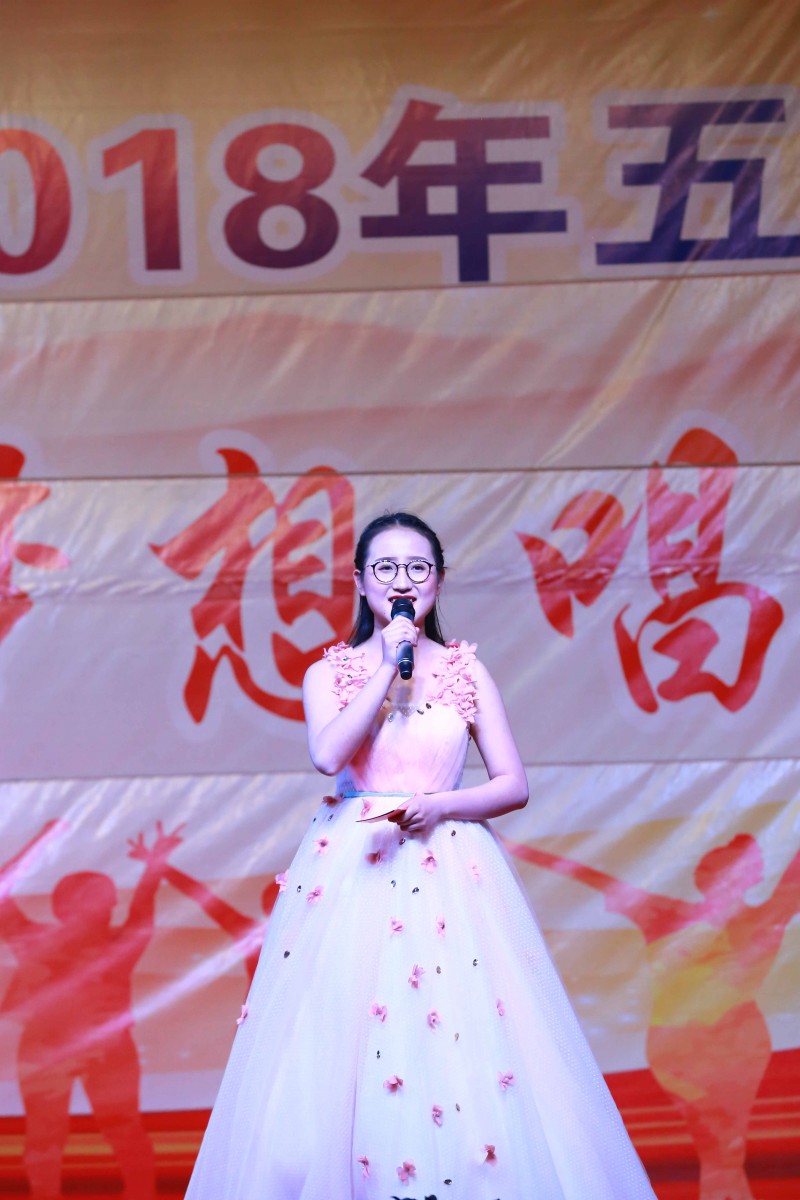 大姚一中举办五四文艺汇演 ——五四文化月系列活动圆满落幕