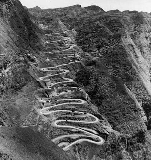 滇缅公路题材影片《情比山高》制片人何钦做客交通广播《电波光影》