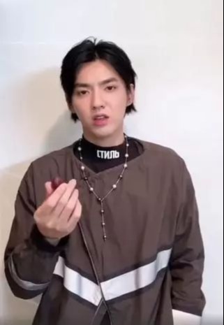 吴亦凡回应潘长江?这才是长辈与小辈的有爱互动-97资源博客 吴亦凡回应潘长江?这才是长辈与小辈的有爱互动-97资源博客